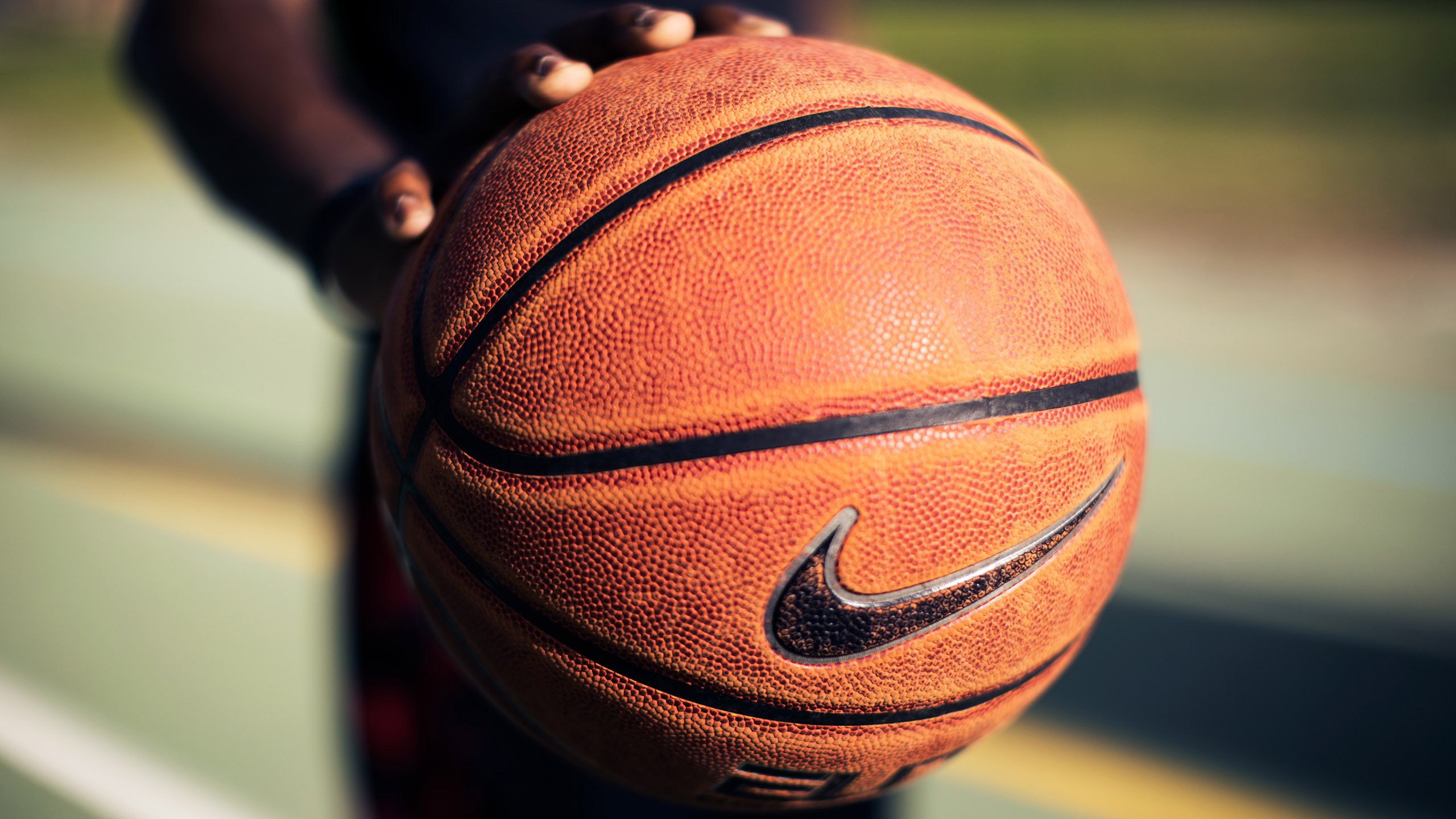 数据狂飙下的冠军执念,布克70+引爆的NBA价值观之争